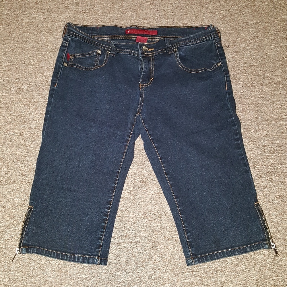 Fire Brand Bermuda Shorts